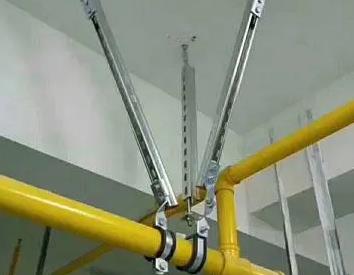 闸阀支撑架的质量要求。价格决定了扎鲁特抗震支撑框架的质量。